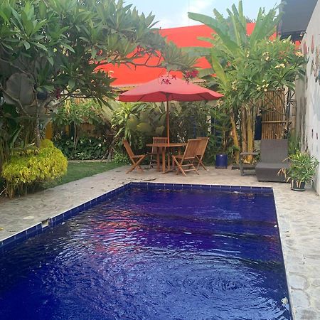 Viavia Guesthouse Yogyakarta Esterno foto