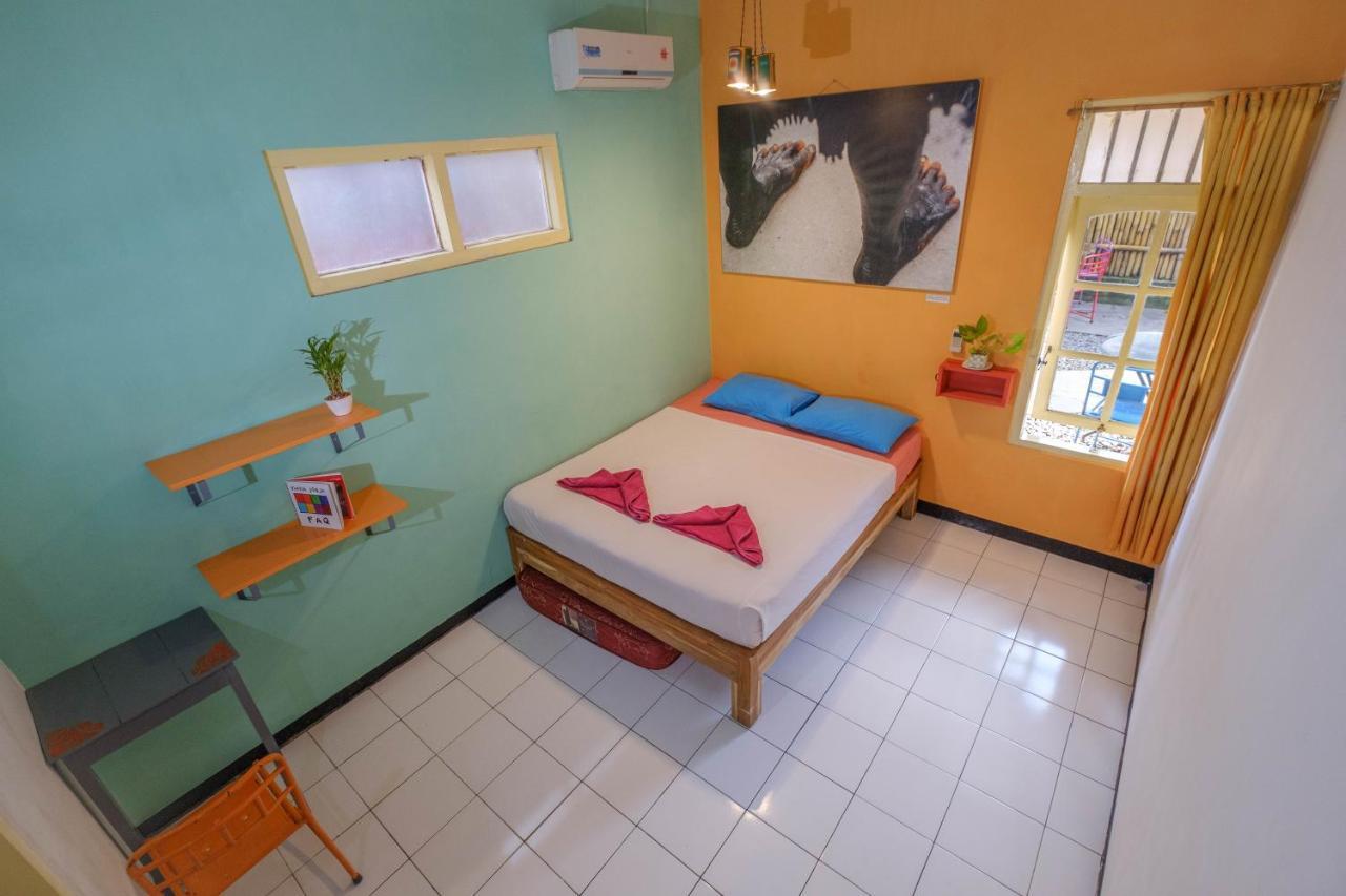 Viavia Guesthouse Yogyakarta Esterno foto