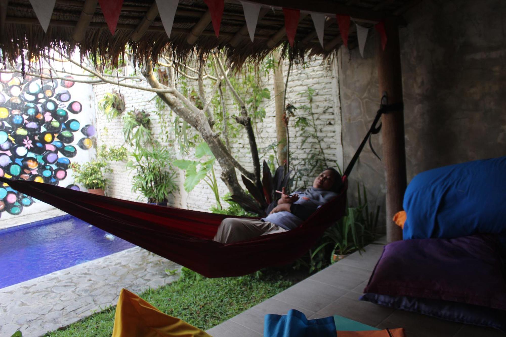 Viavia Guesthouse Yogyakarta Esterno foto