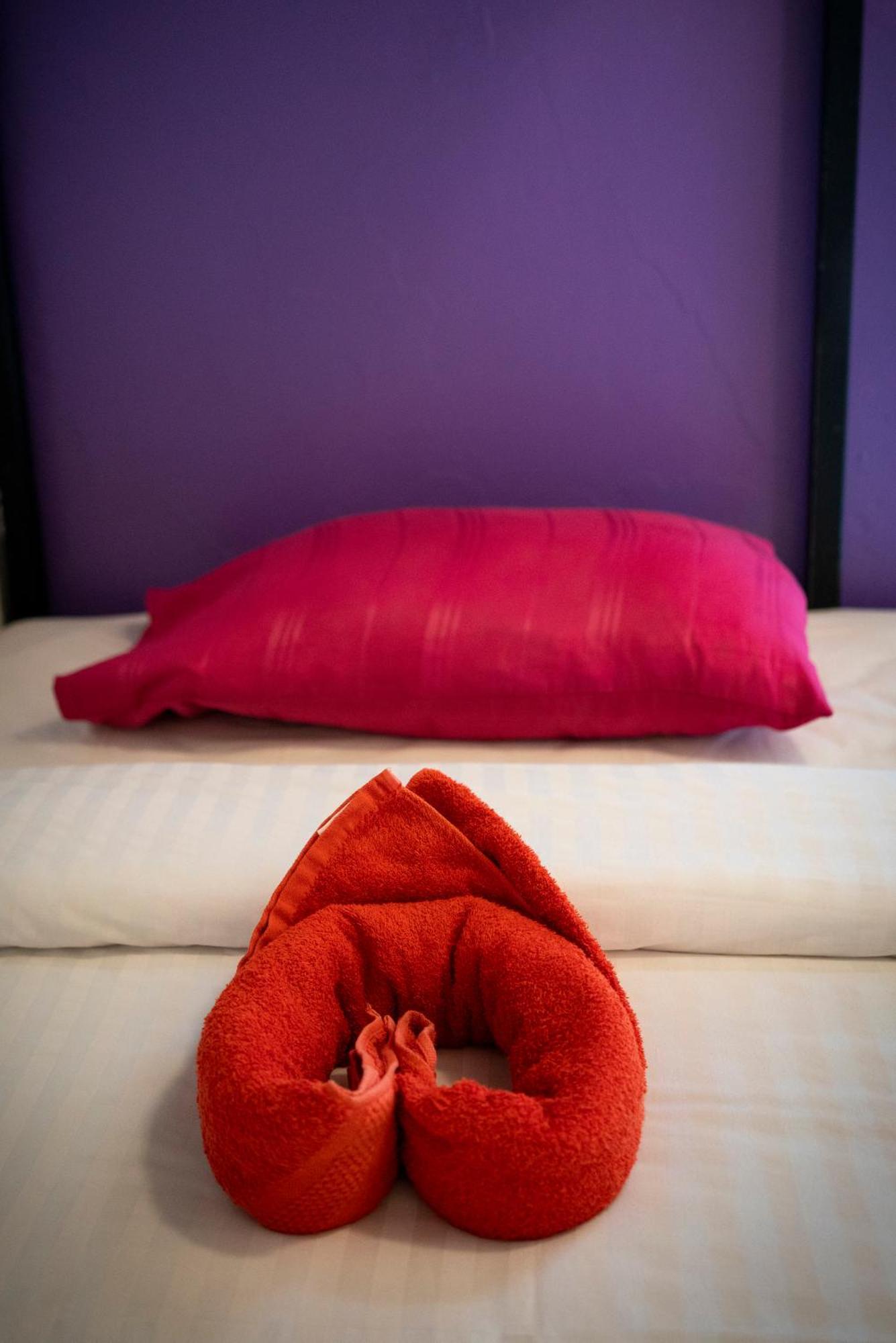 Viavia Guesthouse Yogyakarta Esterno foto