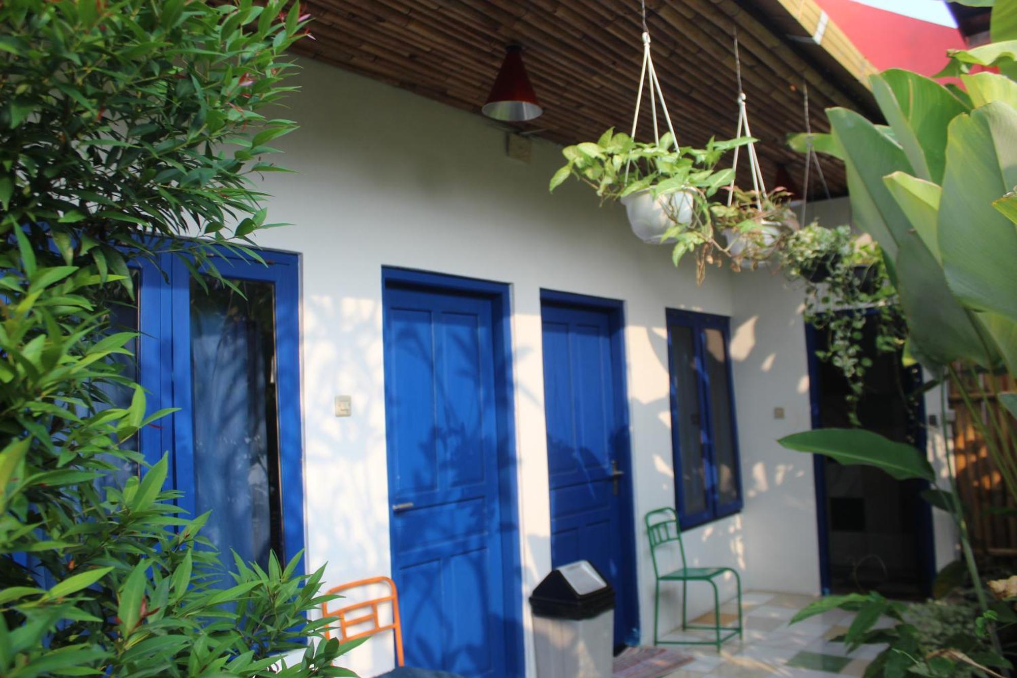 Viavia Guesthouse Yogyakarta Esterno foto