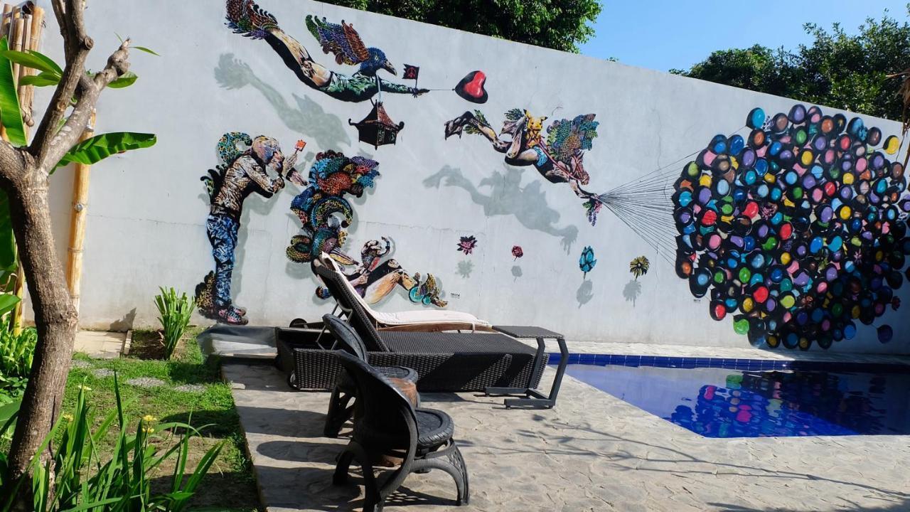 Viavia Guesthouse Yogyakarta Esterno foto